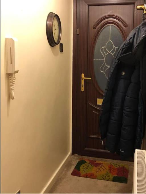 Lovely One-Bed Condo With Free Parking On Premises Sunderland  Exterior foto